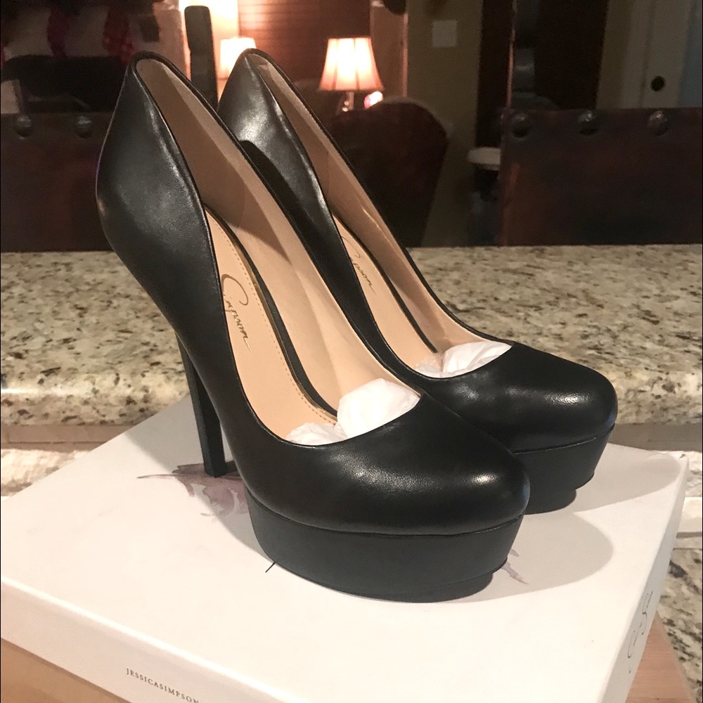 Jessica Simpson black high heel pumps size 8